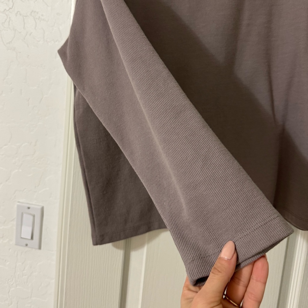 TopShop Long Sleeve Rib Top - Picture 4 of 5